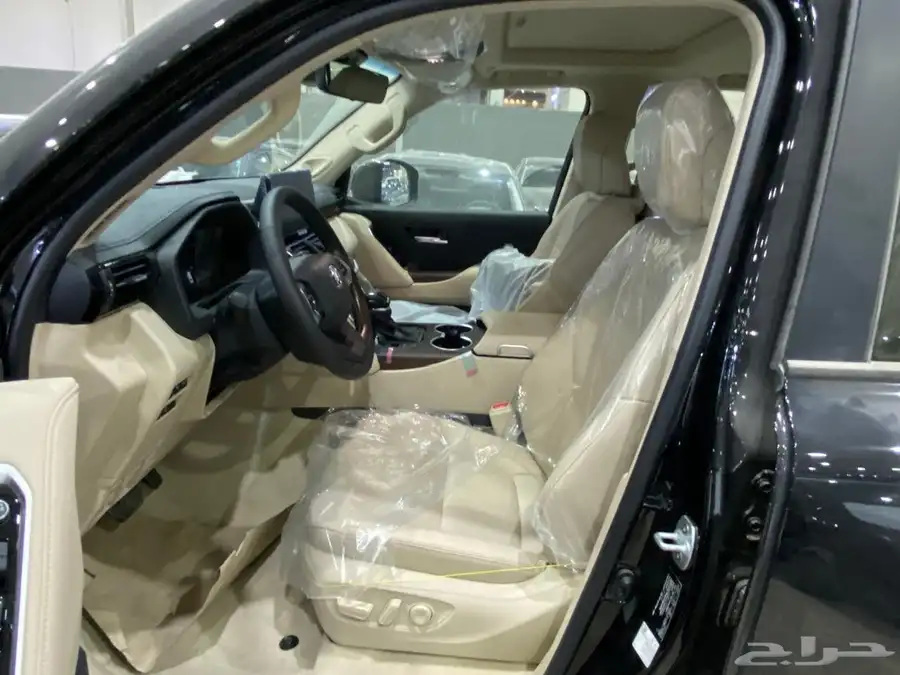 لاندكروزر جي اكس ار الساير L5 2025 7