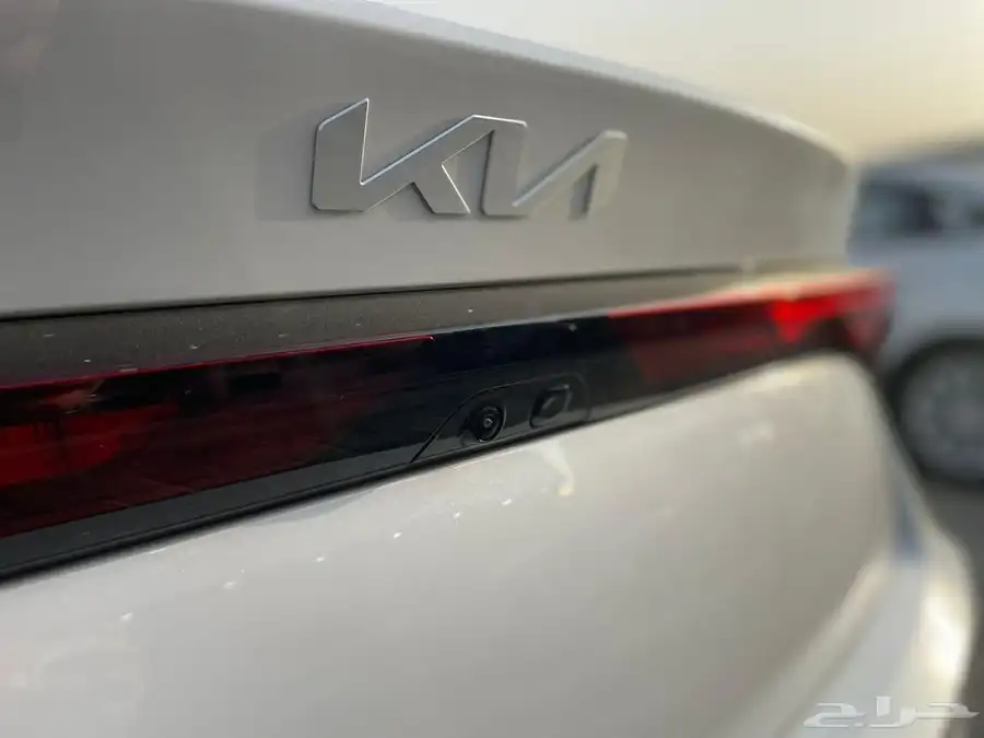 كيا k5 gls 2025 3