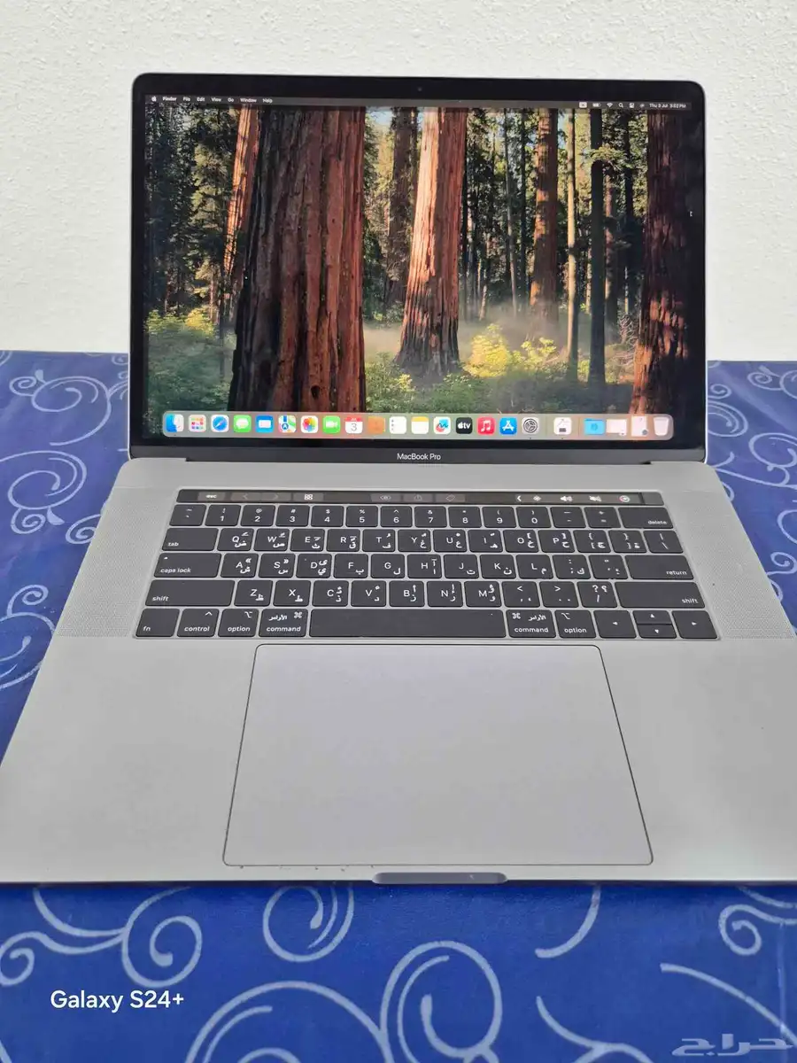 Apple MacBook Pro A1990 (15   2018) Core i9 1