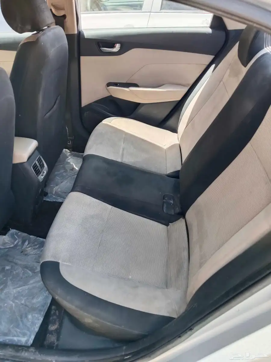 I want to sell my Accent 20 model car. The car has not been 6