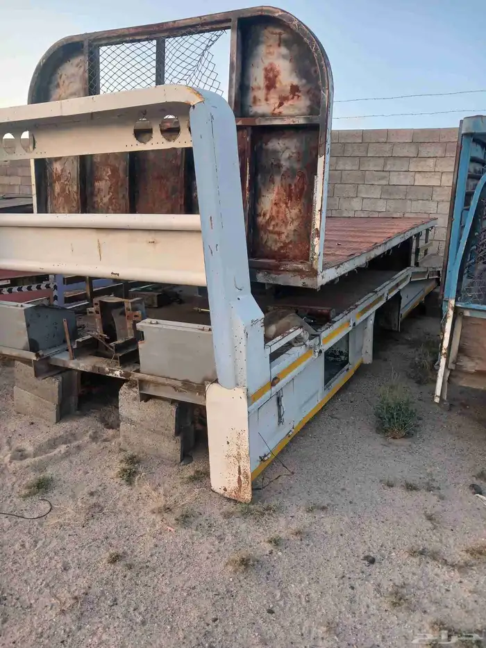 للبيع مجموعة صناديق دينا ايسوزو 4