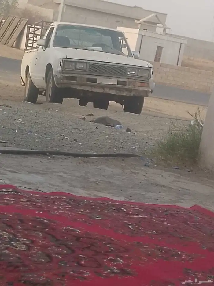 اللبيع ددسن موديل 85 مكينه قير شرط سياره تروح بعيد وقريب 0