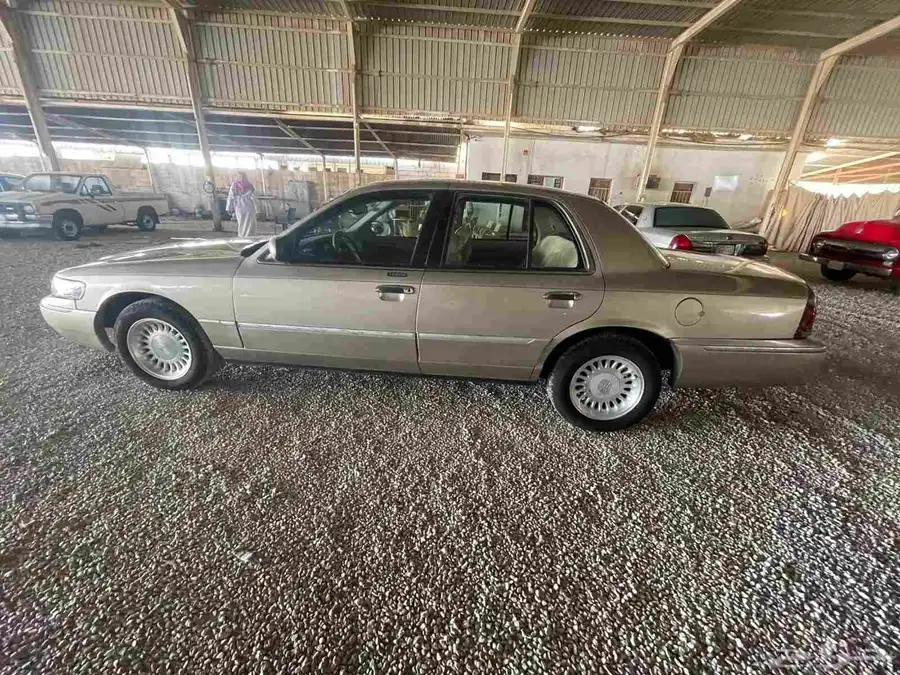 فورد 1999 للبيع 1