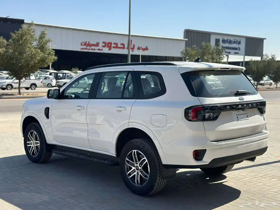 فورد ايفرست XLS 2025 3
