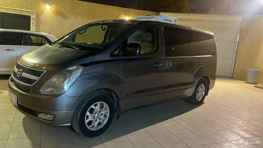 سياره فان H1 3