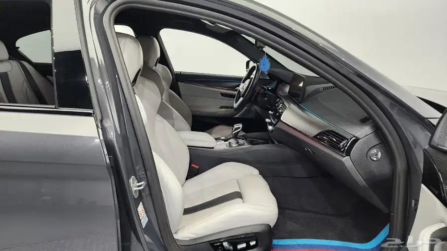 للاستيرادمن كوريا  BMW M5 2021 12
