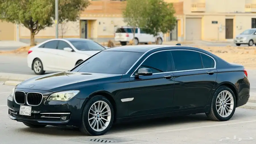 بي ام 2013 نضيف 1