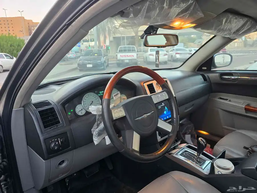 كرايسلر 300c موديل 2006 7