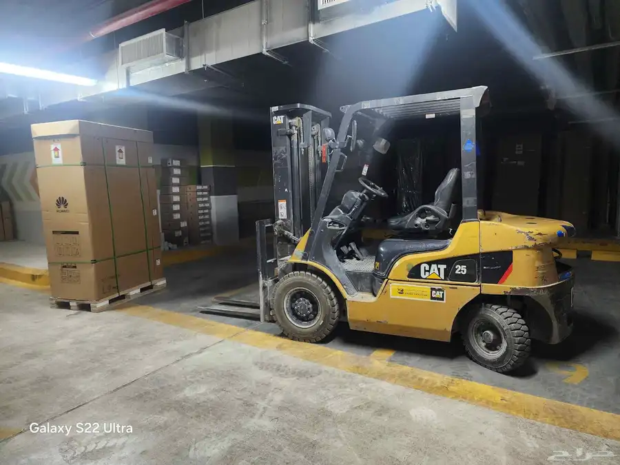 للتاجير الرافعات الشوكية Forklifts Rental 6