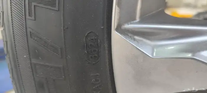 جنوط لاند كروزر الجديد ياباني والكفرات تم تغييرها الى دنلوب 5