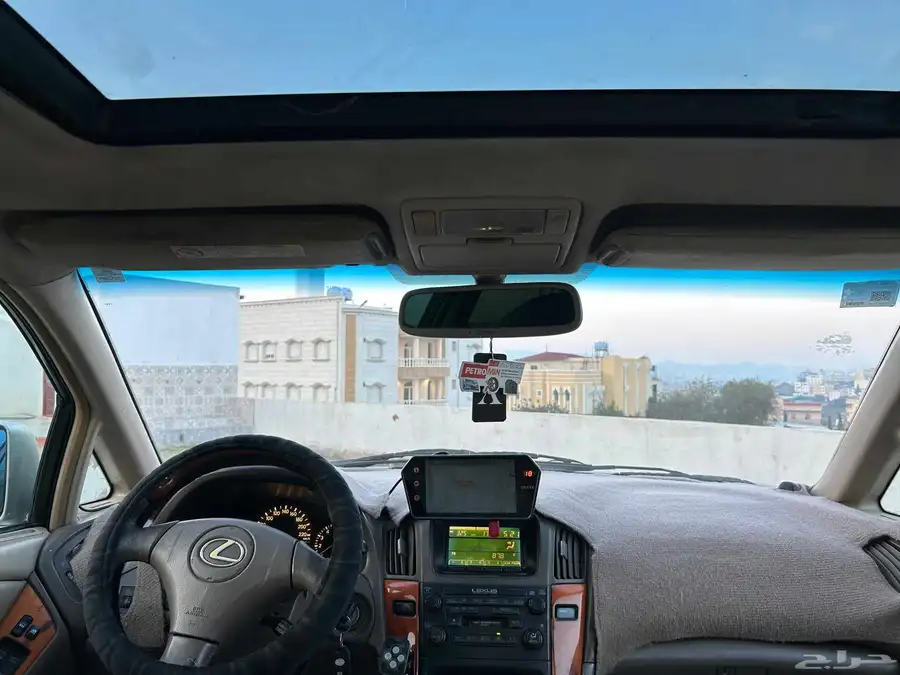 لكزس rx300 موديل 2002 1