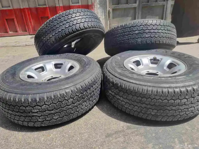 265 70 17دنلوب الكفرات نضيفه شرت 1