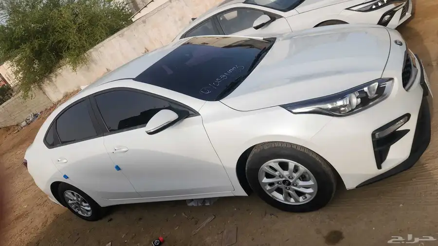 للبيع سيراتو 2020 ممشى 98كم 3