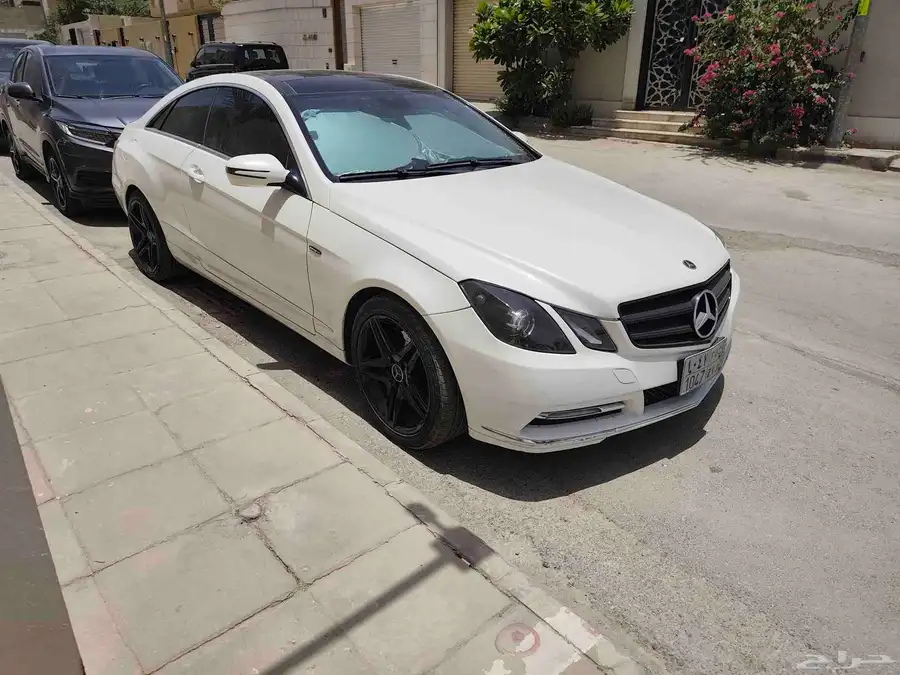 E350 2010 Coupe Full 0