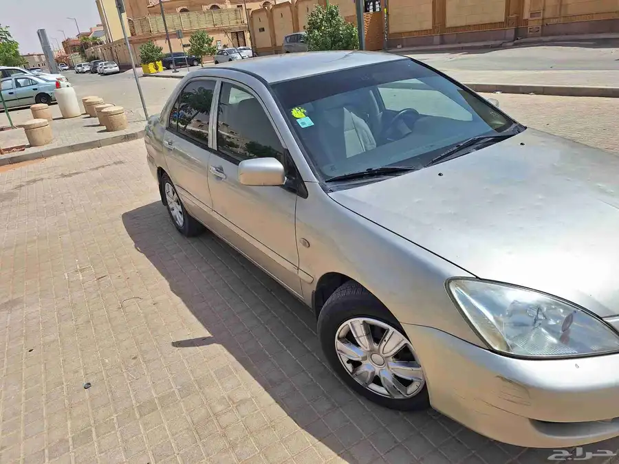 متسوبيشى لانسر 5