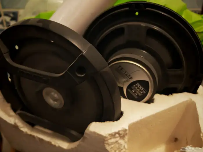 للبيع سماعات بايونير فيتنامي اصلي جديد 200واط 0