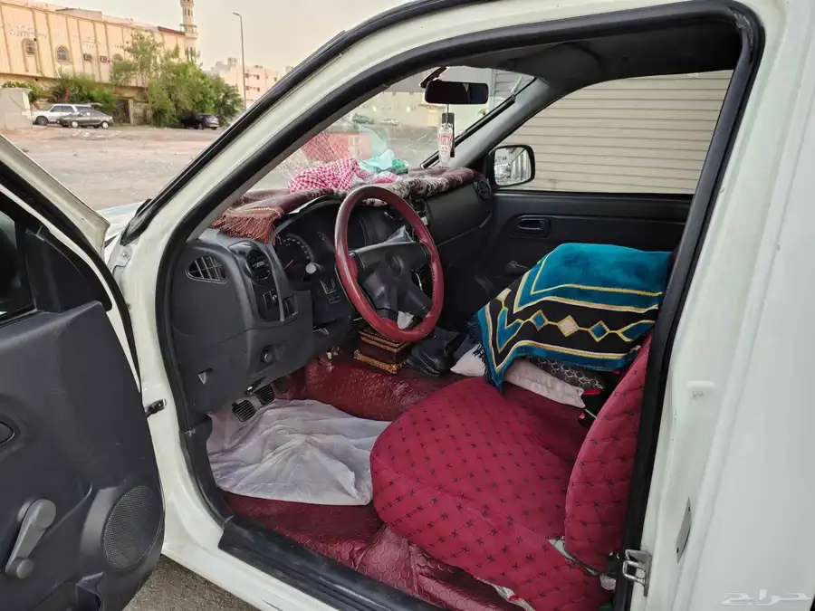 Isuzu 2011 Model just buy and drive no any Major accident 5
