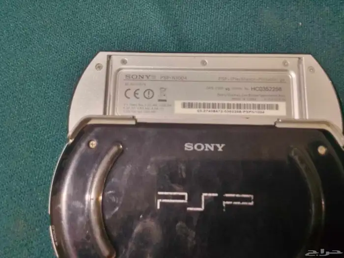 سوني فيتا مع جهازين psp 6