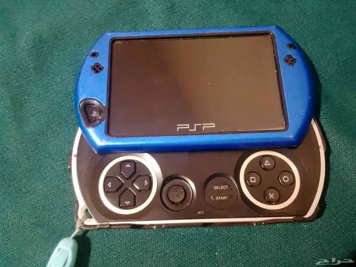 سوني فيتا مع جهازين psp 3