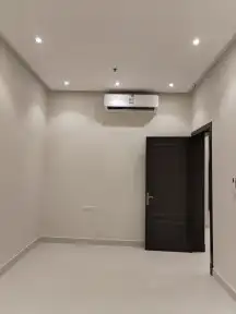 شقه غرفتين وصاله عزاب جديده للايجار شهري 3000 ريال شامل الكه 4