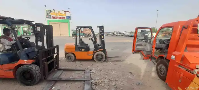 رافعه شوكيه للايجار فوكلفت 2