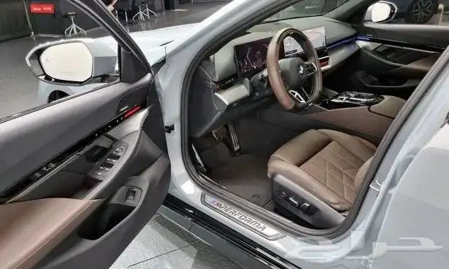 تم البيع BMW 520I M Sport 2024 استيراد من كوريا 7