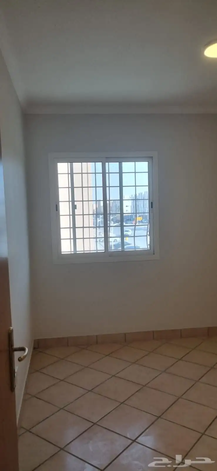 للبيع شقة فاخرة بحي حطين 7