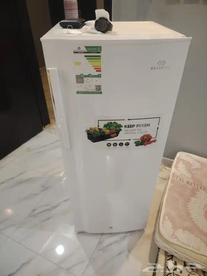 اغراض للبيع في حي النرجس 2سرير مع المرتبه 2دولاب و ثلاجه 2