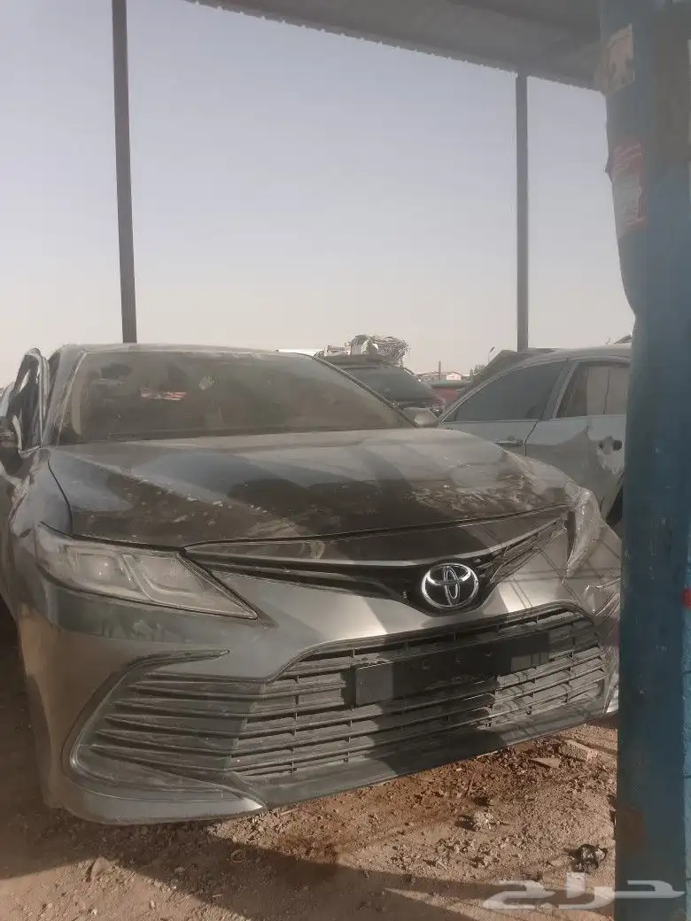 تيوتا كامري قطع غيار فقط فقط 18