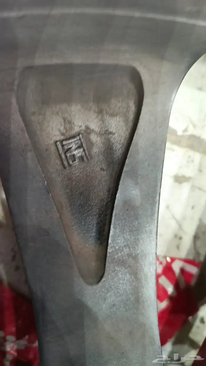 جنوط لاند كروزر الجديد ياباني والكفرات تم تغييرها الى دنلوب 4