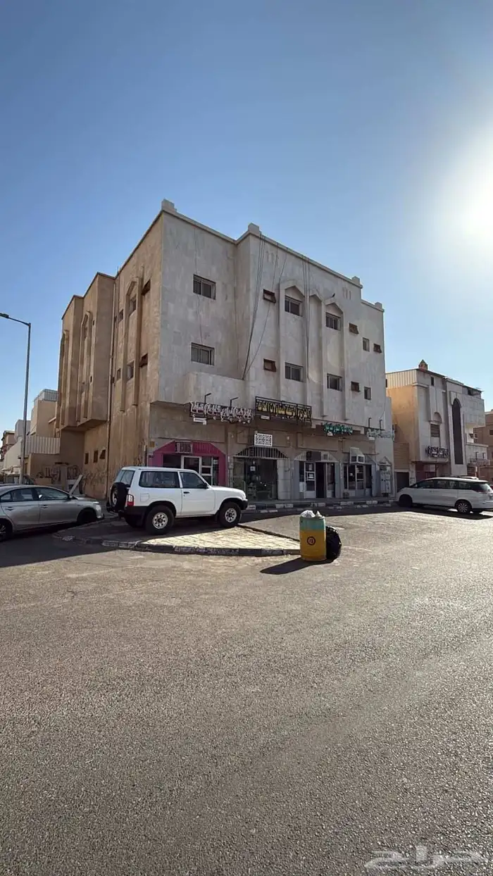 عمارة كاملة للإيجار بحي النهضة 0