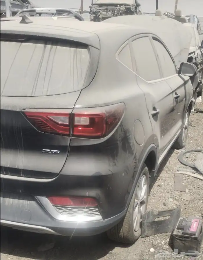 مازدا مصدوم تشليح قطع غيار 3