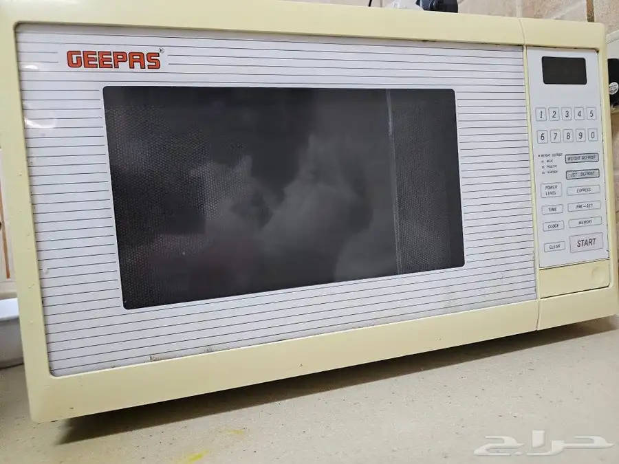 موديل قديم microwave geepas 0