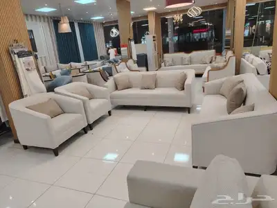 فني تفضل جميع انواع الكنب والستاير تنجيد وتلبيس كنب 44