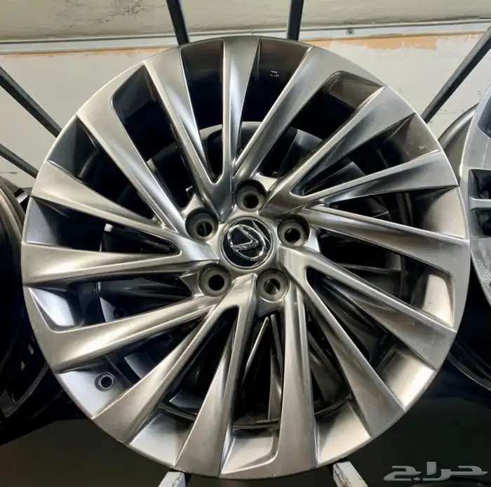 جنوط لكسز ES 350 مقاس 18 درجة اولى لون الوكالة 1