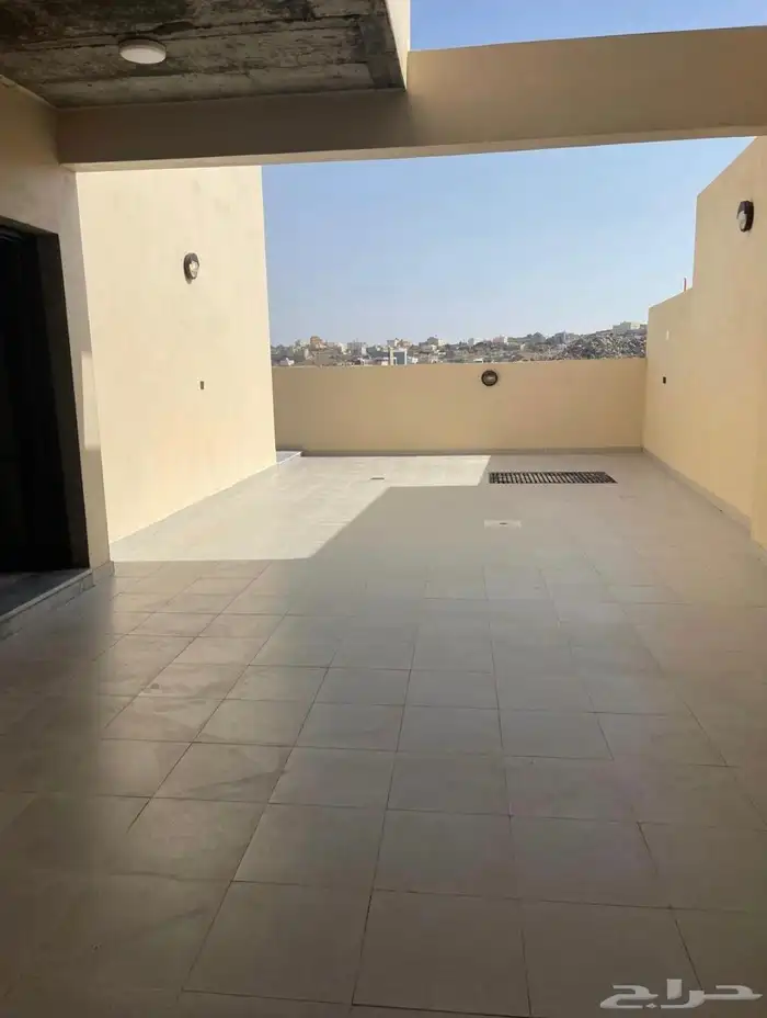 شقة للآجار السنوي ببلجرشي 3