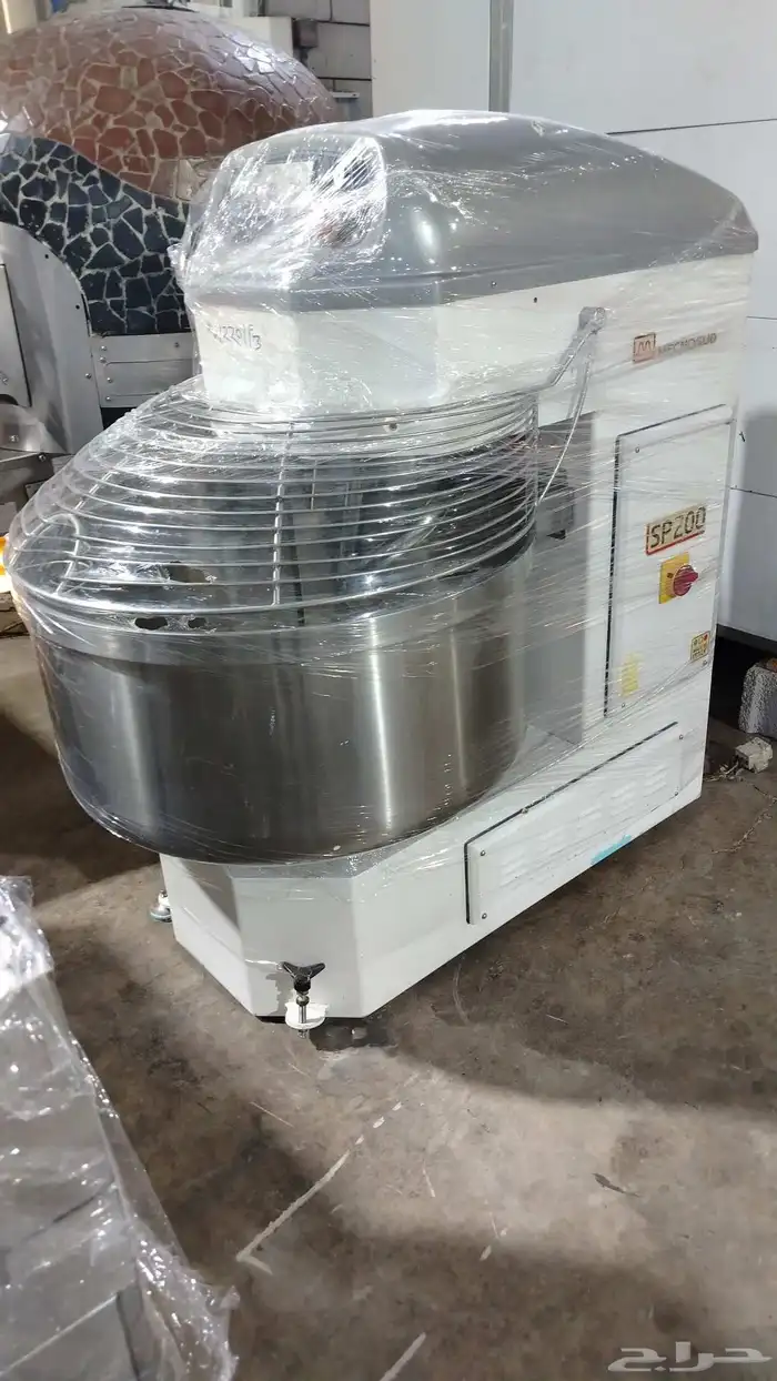 معدات مطاعم ومخابز وحلويات و كافيهات مستخدم   للتوا 9