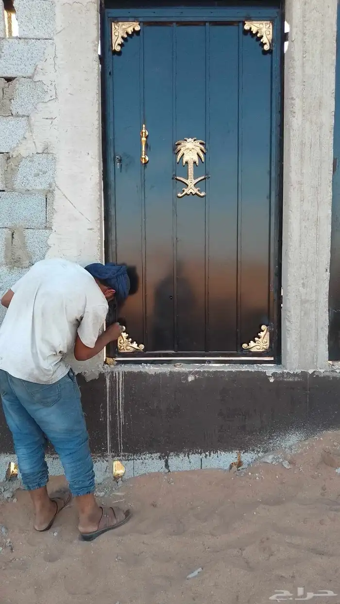 حداد بوابات هناجر. مستودعات وغيرها من الحداده 2