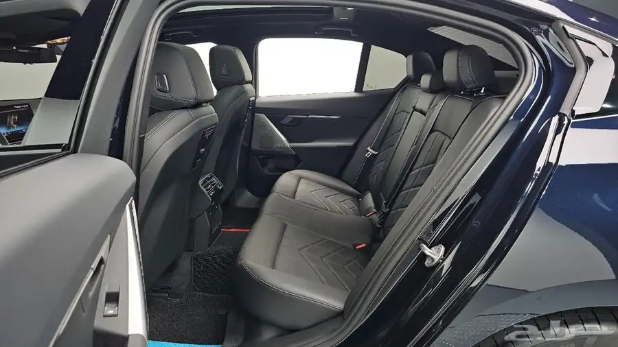 للاستيرادمن كوريا  BMW i m kit520 2025 28