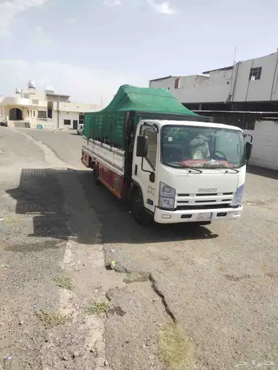 للبيع دينه نضيفه مشروطه ماشيه 178تيربو مكينه كبير 5200 0
