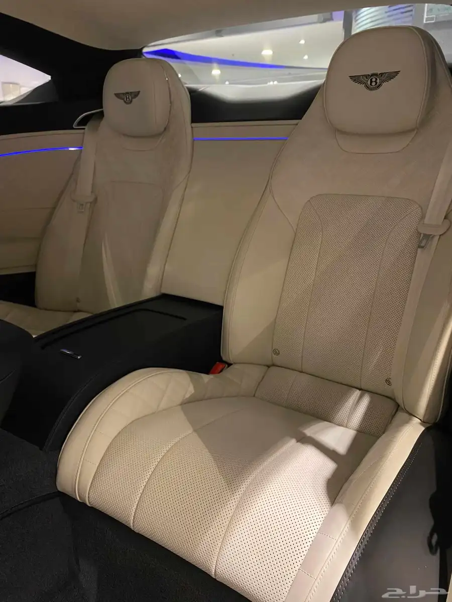 Bentley continental GT S 2023 13