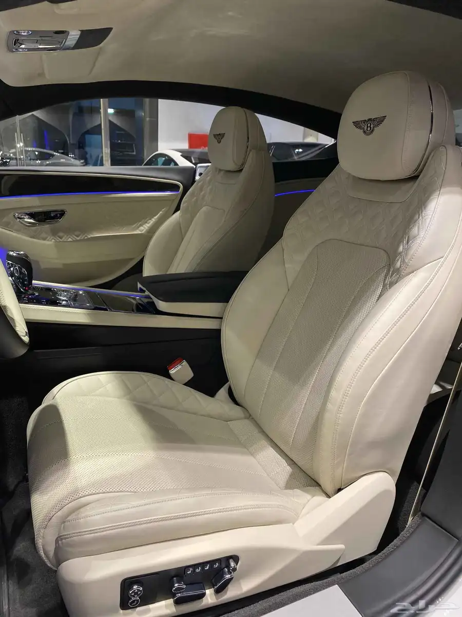 Bentley continental GT S 2023 11