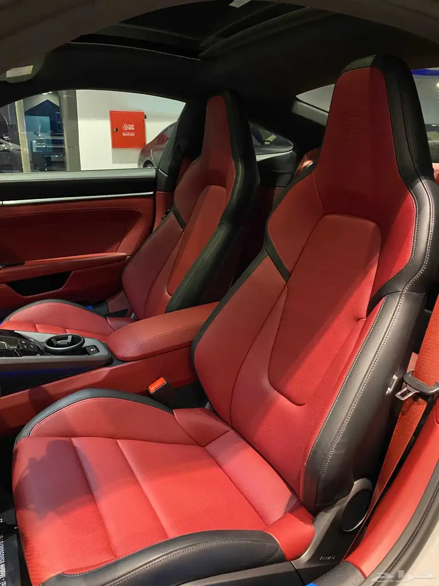 Porsche 911 Carrera 2025 9