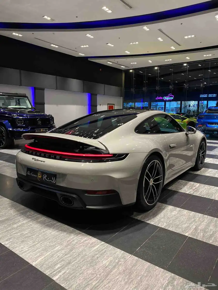 Porsche 911 Carrera 2025 3