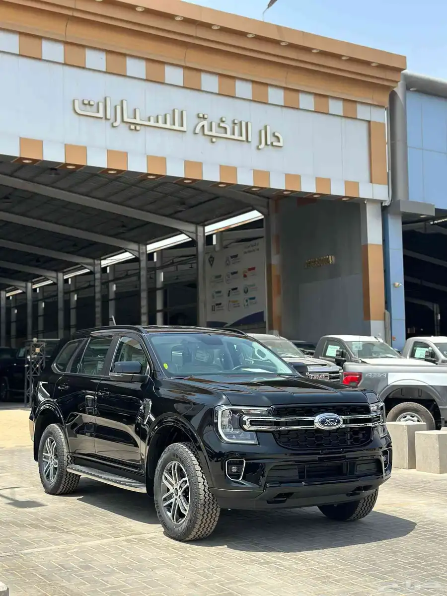 فورد ايفريست XLT نص فل 2025 1