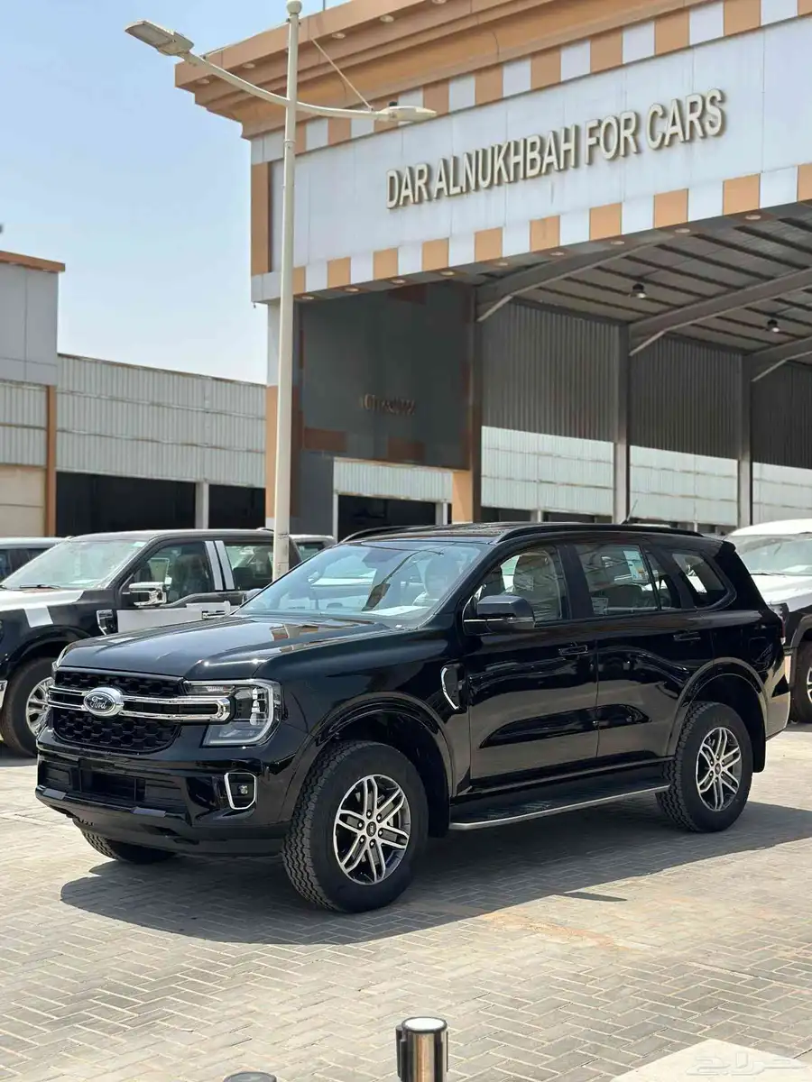 فورد ايفريست XLT نص فل 2025 0