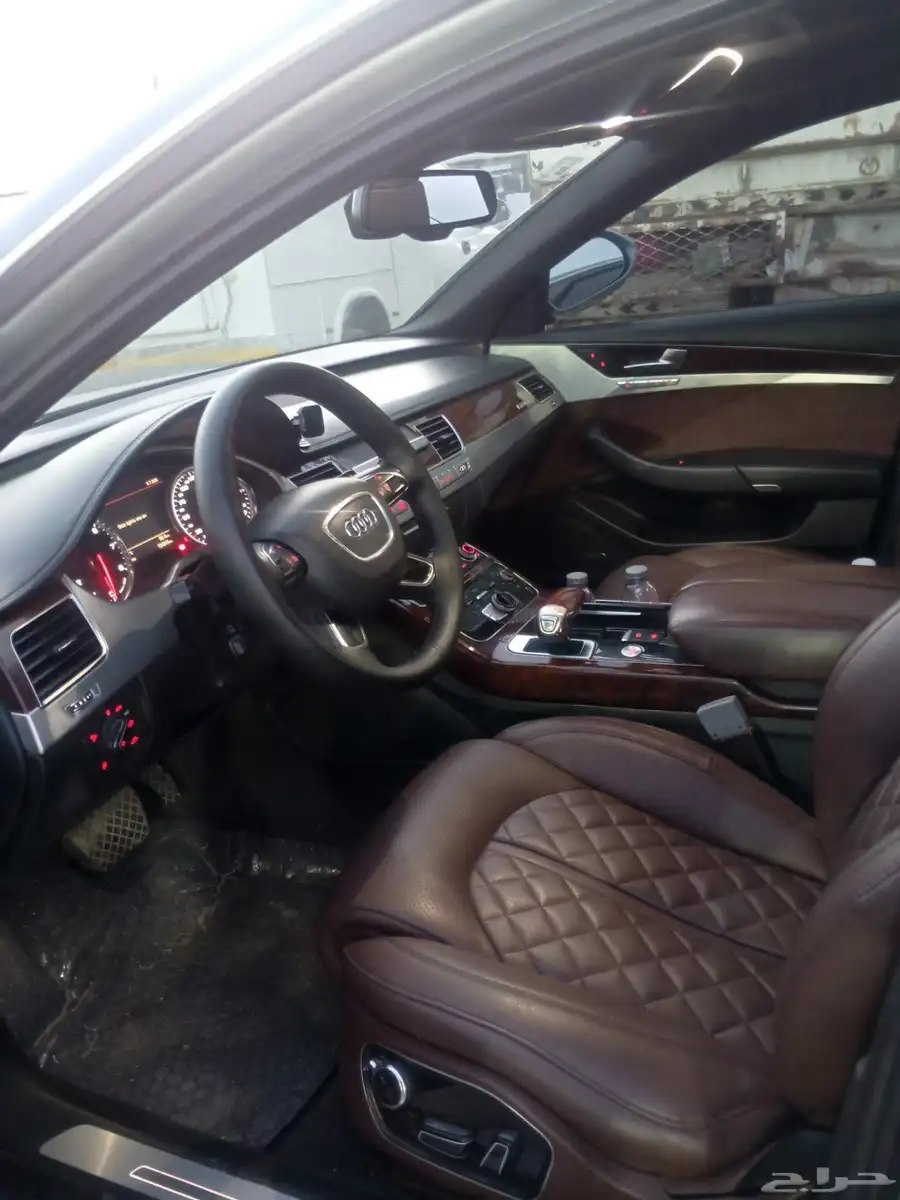 Audi A8 2013 7