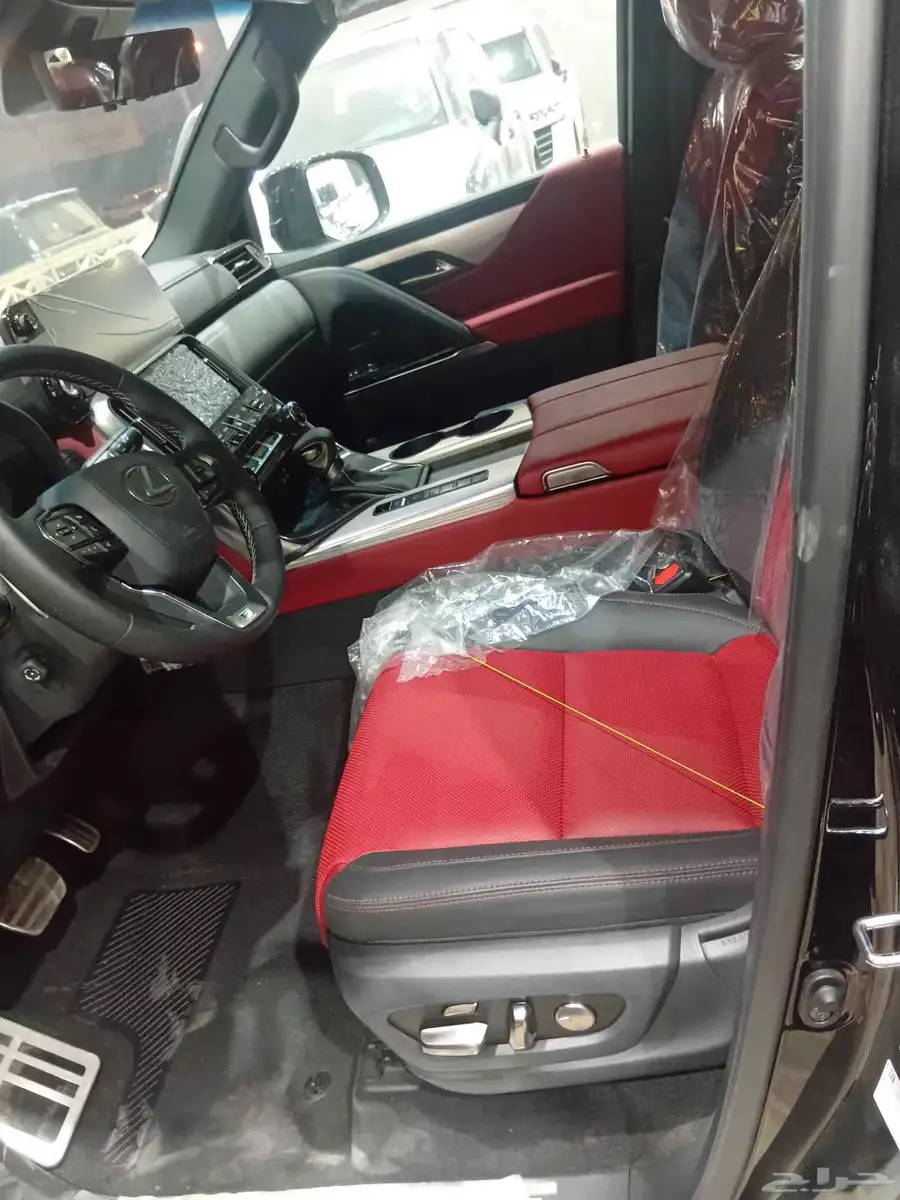 لكزس اف اسبورت عماني LX600 2024 7