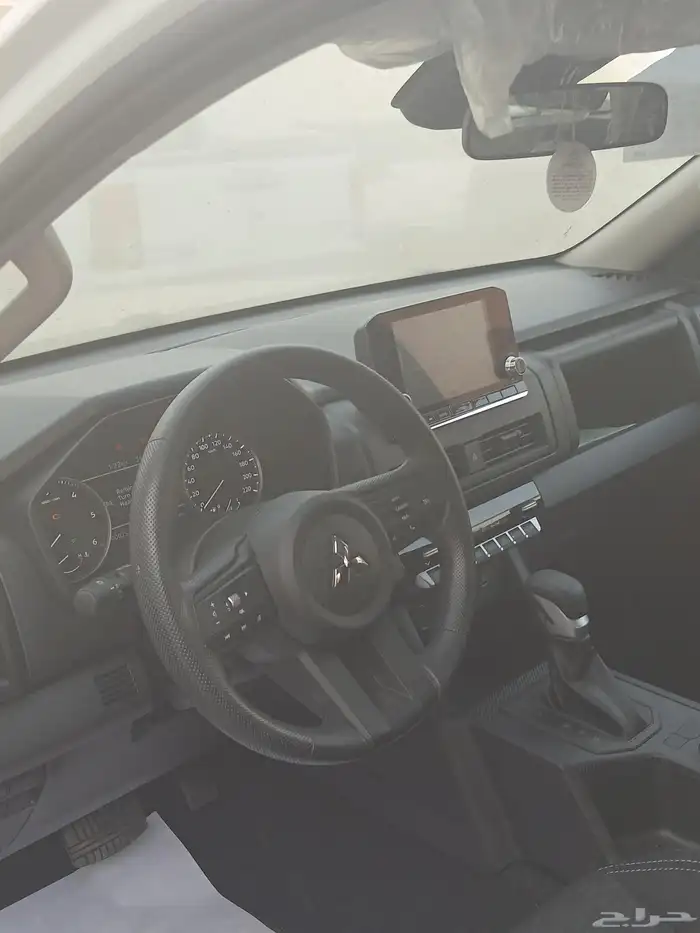 ميتسوبيشي L200 2024 1