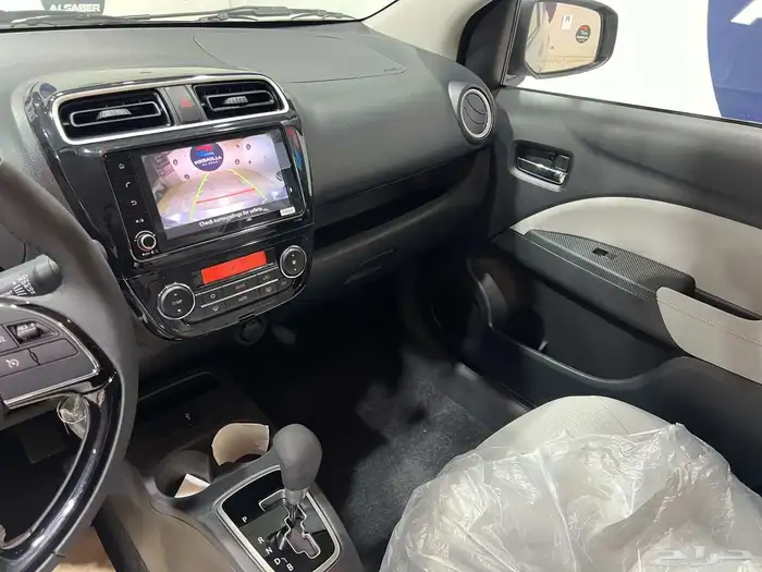 ميتسوبيشي اتراج GLX 2024 2